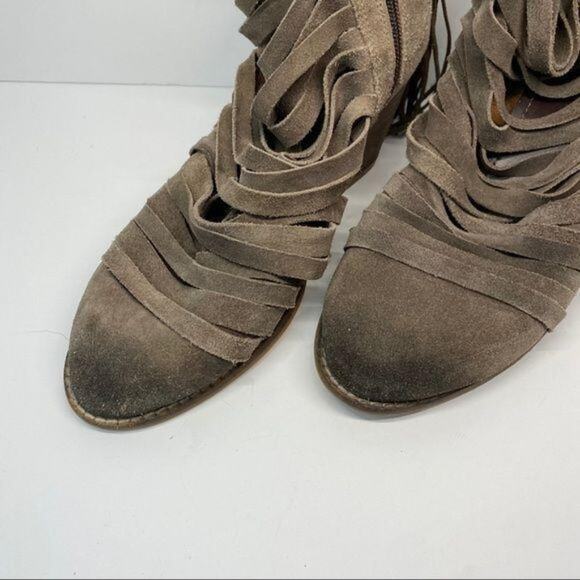 Jeffrey Campbell Taupe Suede Tassel Strappy Boots Size 8 - Picture 5 of 7